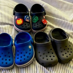 3 pairs of baby/toddler crocs guc